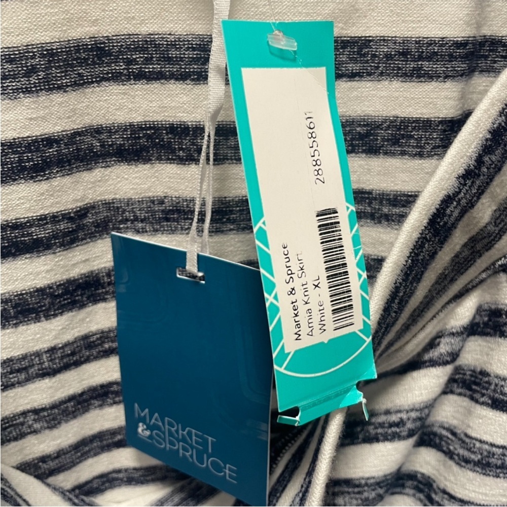 Market & Spruce Navy and White Striped Pencil Skirt - Picture 5 of 6